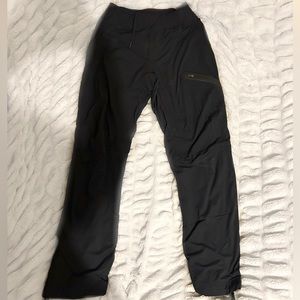 lulu lemon sweatpants🖤